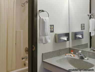 Hotel Super 8 By Wyndham Longmont/del Camino
